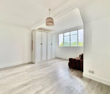 Newgatestreet Road - Photo 4