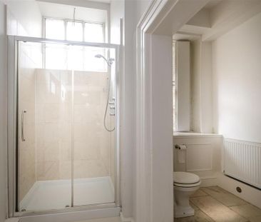 4 bedroom apartment to rent - Photo 6