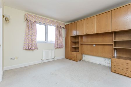 2 bedroom apartment to rent Port Way, Portsmouth, PO6 - Photo 5