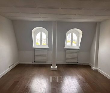 Location studio, Paris 16ème (75016), 1 pièce, 31.8 m², ref 84621204 - Photo 1