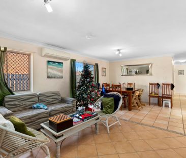 Stylish and Low-Maintenance Brick Home for Rent! - Photo 4