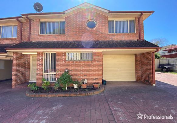 6/17 Carnation Avenue, Casula NSW 2170 - Photo 1