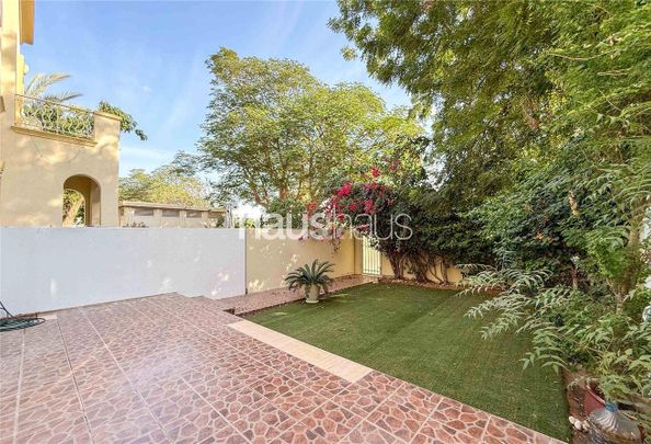 Great Condition | 4M | Close to Pool and Park - Photo 1