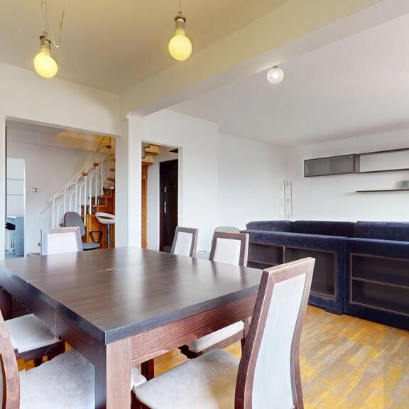 Przecław, 6pok., 2 piwnice, balkon - Photo 1