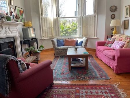 Seeking a part-time lodger for double room in Kensal Rise, NW London - Photo 3