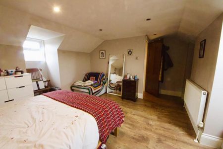 1 bedroom in a house share to rent - Photo 4