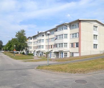 Våglängdsgatan 105 - Foto 1