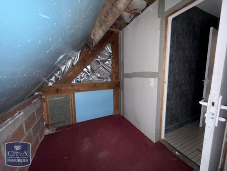 Location Appartement 1 pièce MONDEVILLE 14120 - Photo 5
