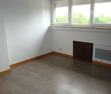 APPARTEMENT - 71 m2 - 3 pièces rue de Folpersviller à SARREGUEMINES 57200 - Photo 2