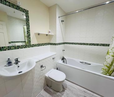 San Juan Court, Eastbourne - Photo 6