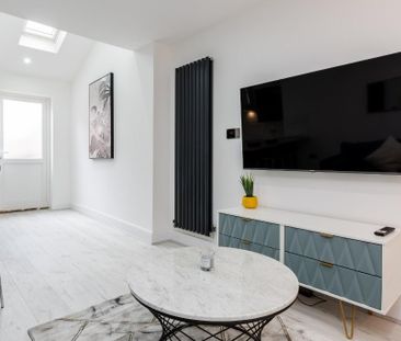 1 bedroom flat to rent - Photo 2