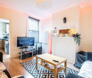 4 bedroom house to rent - Photo 1