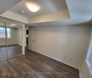 Condo Townhouse For Lease | E9051165 - Photo 4