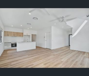 13 Leeward Prom, Banya, Qld 4551 - Photo 3