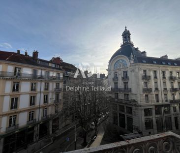 Location Appartement 3 pièces 88m² GRENOBLE 38000 - Photo 5