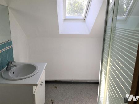 Un appartement de type II, au deuxième étage. - Photo 3