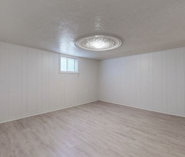 For Lease - 219 Southview Road, Oakville, Ontario - Photo 3