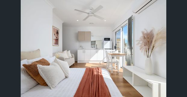 Studio Apartment Fully Furnished - All Bills included - Photo 1