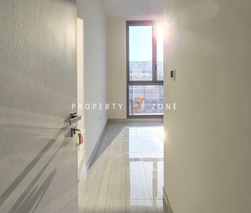 Summer Rent | Close to Entry Exit | Brand New - Photo 2