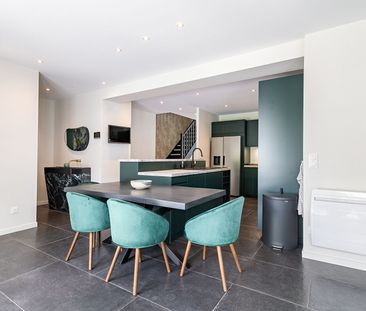 Location Maison 5 pièces 183m² VILLENEUVE D ASCQ 59650 - Photo 4