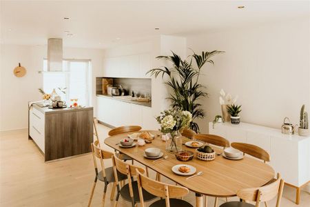 4 bedroom townhouse to rent - Photo 4