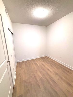 For Lease - 204 Burnhamthorpe Road Unit# 1301, Mississauga, Ontario - Photo 1