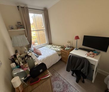 2 Bed Flat, Wandsworth Bridge Road, SW6 - Photo 5