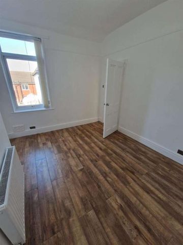 Bedford Road, Liverpool, L20 - Photo 4