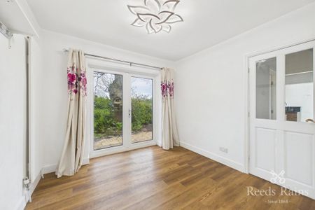 4 bedroom detached house to rent - Photo 5