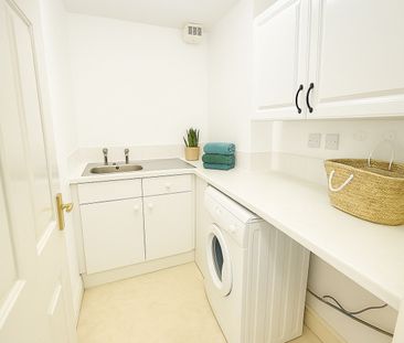 6 Bed Terraced House, Parnell Road, BS16 - Photo 5