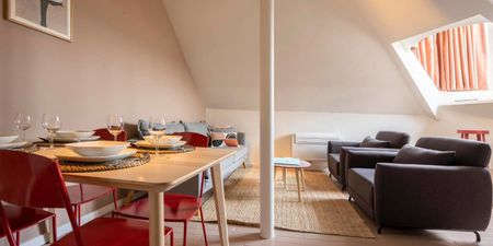 Duplex te huur in Antwerpen voor € 2.000 met 2 slaapkamers - Photo 2