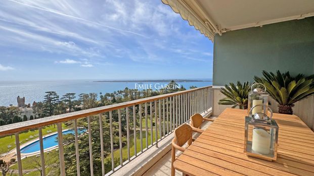 Cannes Cote d'Azur, Appartement à louer, vue mer, piscines - Photo 1