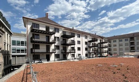 4.5-Zimmer-Wohnung mit vier Balkone im Zentrum von Biel zu vermieten - Foto 3