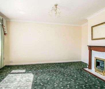 Blenheim Crescent, Hordle, SO41 - Photo 4