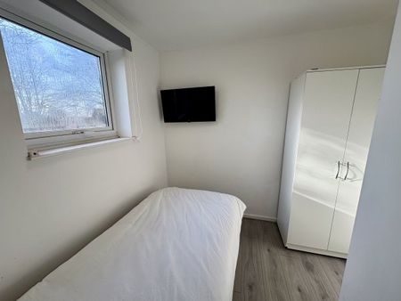 RM 5, Northside Walk, Arnold, Property for rent - Photo 2