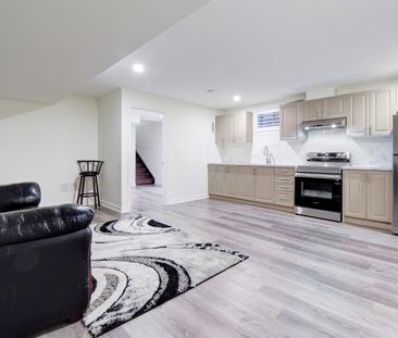 For Lease - 1369 Farmstead Drive, Milton, Ontario - Photo 5