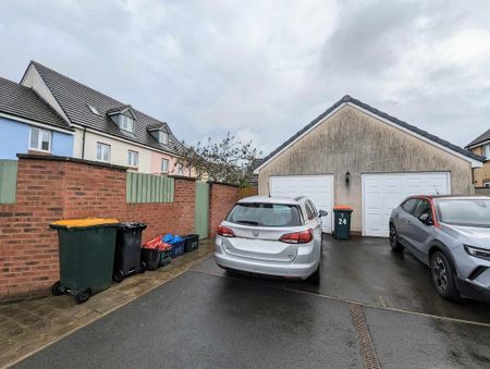 4 bedroom terraced house to rent - Photo 4