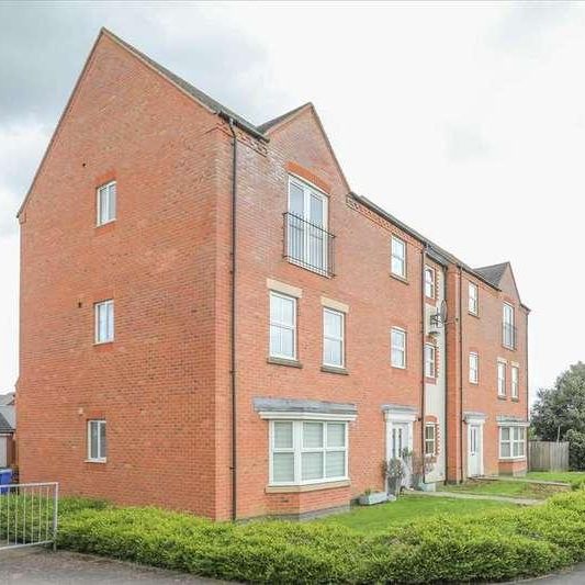 Burdock Way, Desborough, NN14 - Photo 1