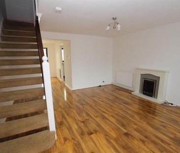 3 bedroom Terraced House to let - Photo 6