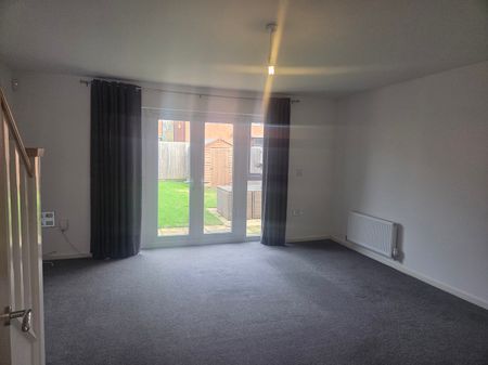 10 Carson Avenue - Photo 2