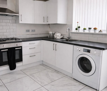 1 bedroom in a house share to rent - Photo 6