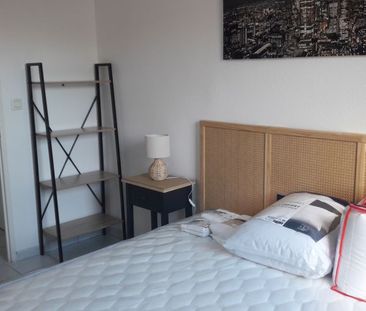 A GRUGIES TYPE 2 MEUBLE AVEC PARKING - Photo 2