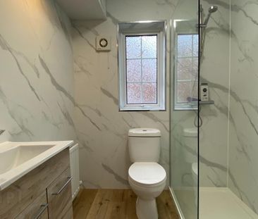 11 Strathearn Court, Holywood, BT18 9NP - Photo 5