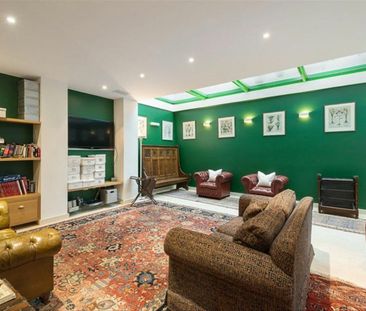 Elm Park Road, Chelsea, SW3 - Photo 2