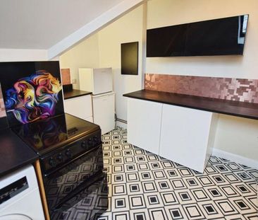 2 bedroom flat to rent - Photo 6