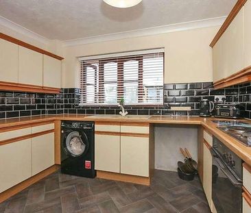 Alexander Court, Chalkwell Road, Sittingbourne, Kent, ME10 - Photo 1