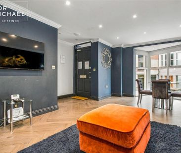 4 bedroom terraced house to rent - Photo 3