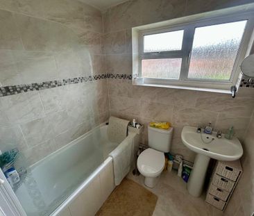 2 bedroom maisonette to rent - Photo 1