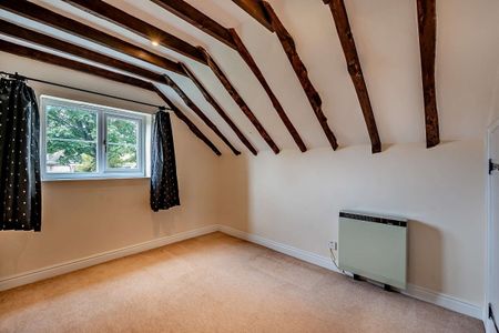 3 bedroom terraced house to rent - Photo 3