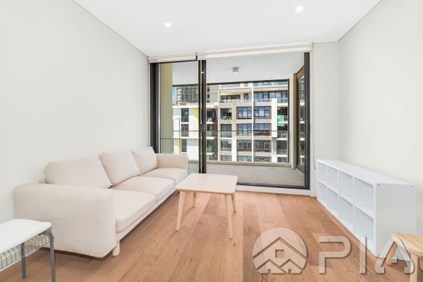 502/18 Gadigal Avenue Waterloo - Photo 1